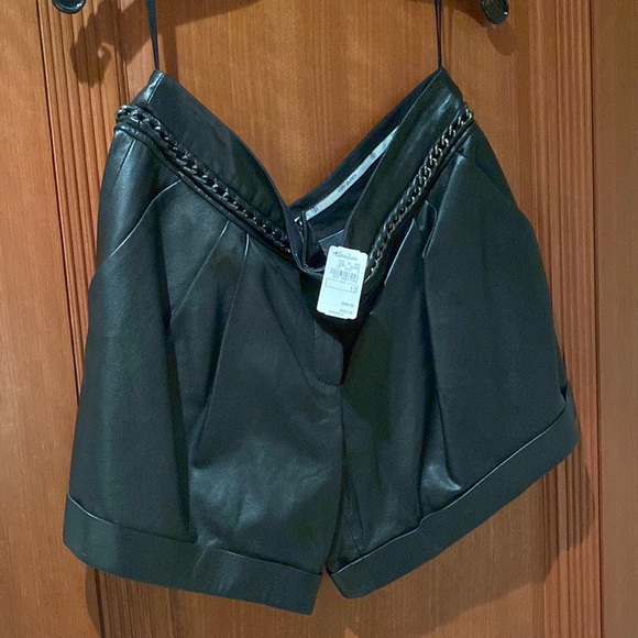 TORY BURCH LEATHER SHORTS